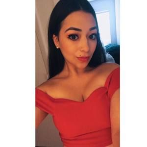 Meet your Posher, Daniela